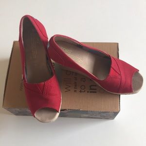 Toms Wedges